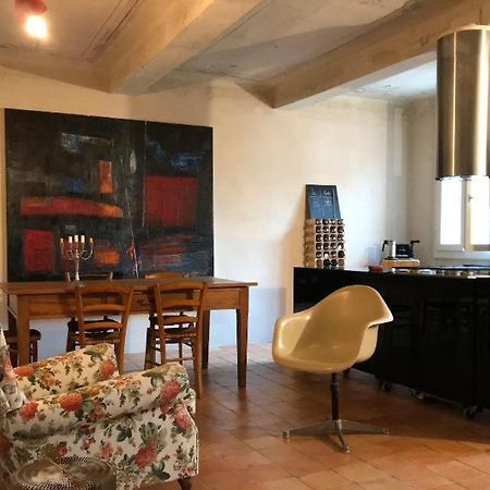 Casa Luminosa Con Giardino In Centro Storico Apartment Реджо Емилия Екстериор снимка